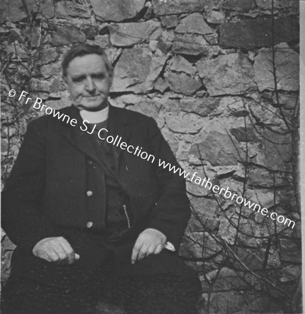 REV B. COGHLAN S.J.  MR J O'NEILL (KILEEN)  SGT MOYNEY V.C.  F.M. ALEXANDER  COPY PHOTOGRAPHS